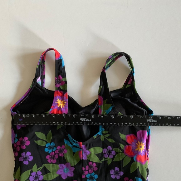 L.L.Bean Sunblocking Slimming One Piece Swimsuit Sz 16 Floral UPF 40+Cruise Chic - Picture 6 of 9